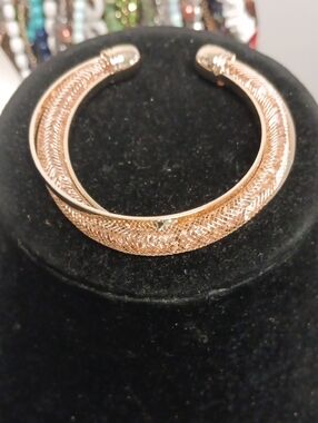 Sparkly Champagne Austrian Crystal Infinity Cuff Bracelet in Rosetone (Size 7.00